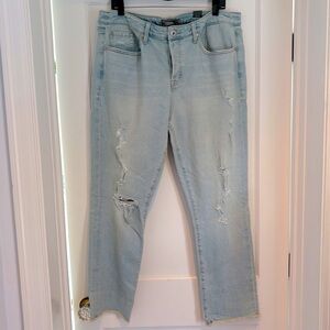 NWT Torrid 14 Tall Stovepipe Over N Out distressed jeans with raw hem (14 Long)